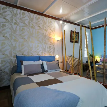 Cute With Views And Pool Апартаменты *