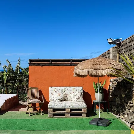 Cute With Views And Pool