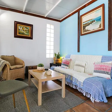 Cute With Views And Pool *