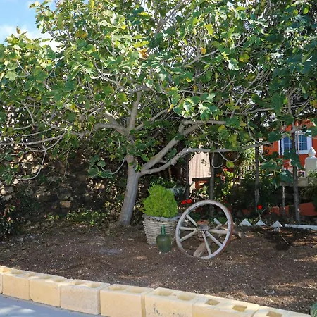 Cute With Views And Pool * Santa Maria de Guia de Gran Canaria