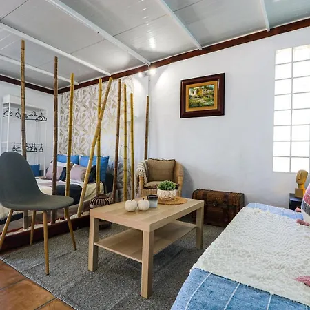 Cute With Views And Pool